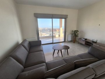 Detached Villa For Sale  in  Akoursos