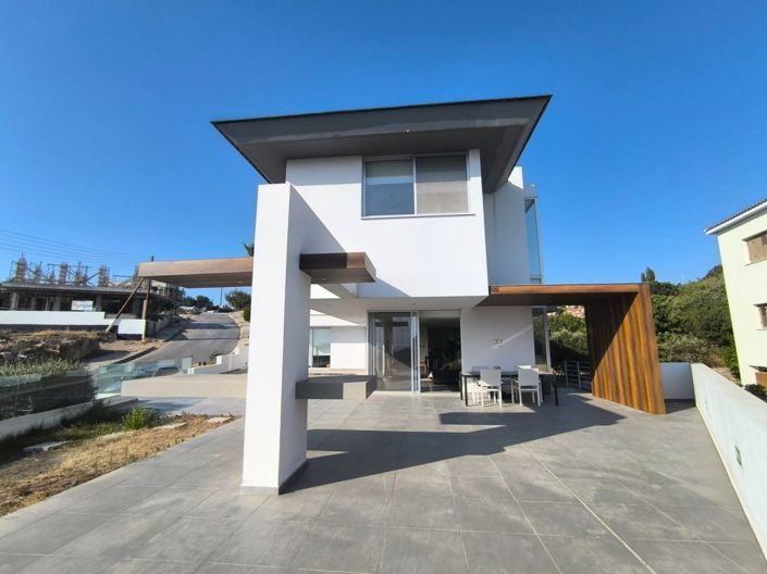 Image No.10-5 Bed Villa for sale