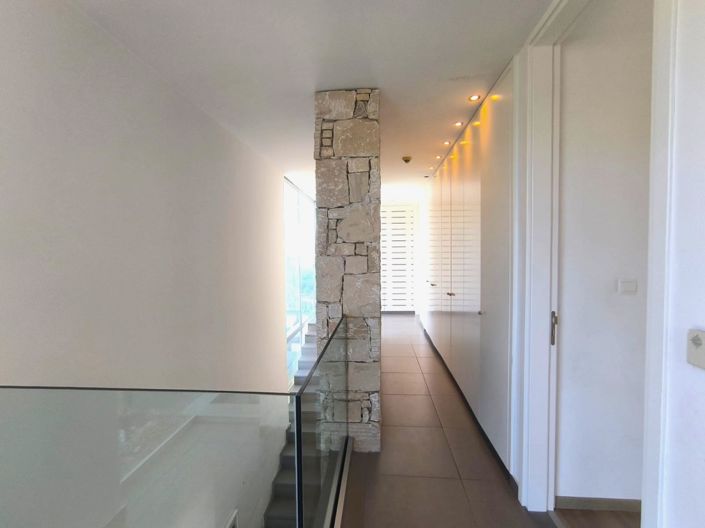 Image No.12-5 Bed Villa for sale