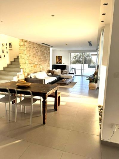 Image No.6-5 Bed Villa for sale