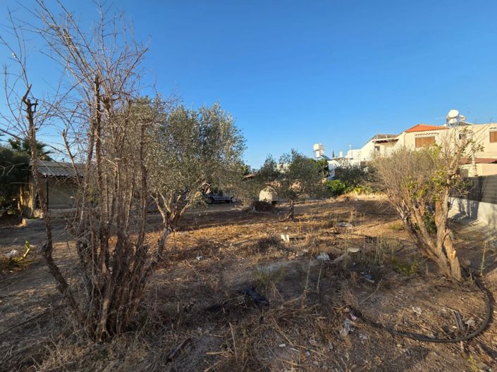 Image No.8-2 Bed Land for sale