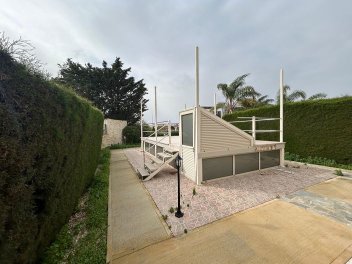 Image No.18-2 Bed Villa for sale