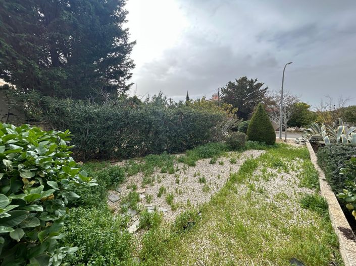 Image No.23-2 Bed Villa for sale