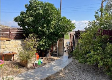 Traditional House For Sale  in  Nata