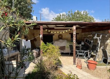 Traditional House For Sale  in  Nata