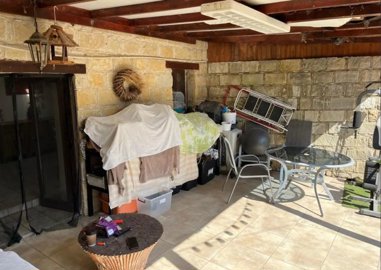 Traditional House For Sale  in  Nata