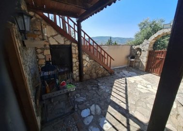 Traditional House For Sale  in  Filousa Kelokedaron