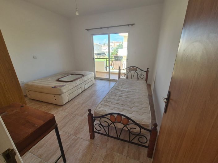 Image No.10-2 Bed Townhouse for sale