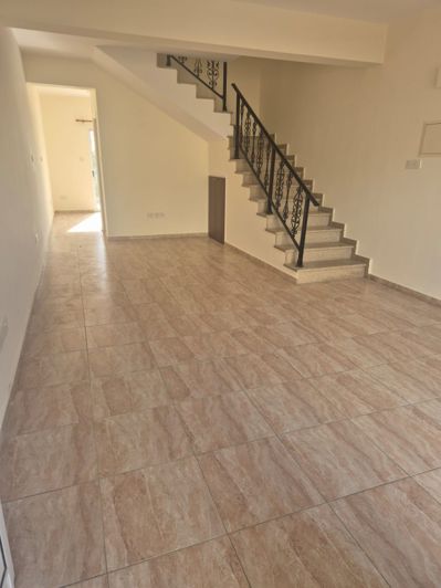 Image No.4-2 Bed Townhouse for sale