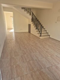 Town House For Sale  in  Anavargos