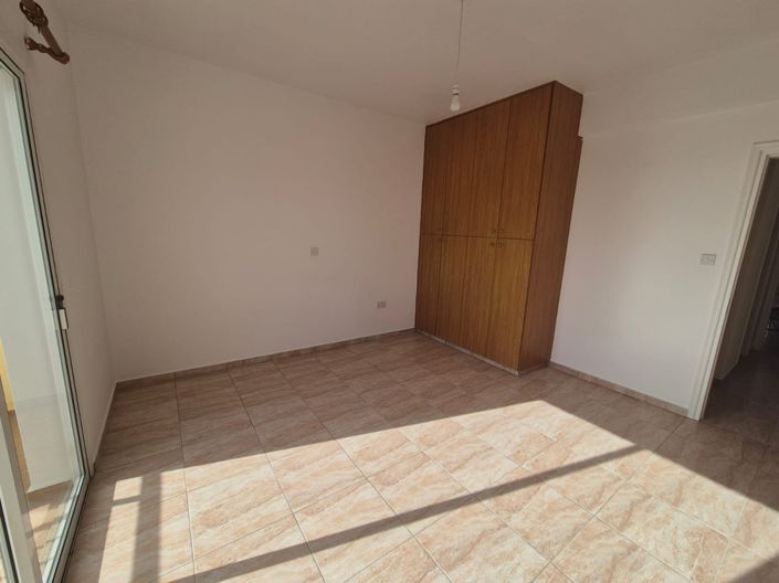 Image No.7-2 Bed Townhouse for sale