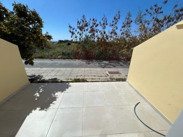 Town House For Sale  in  Anavargos