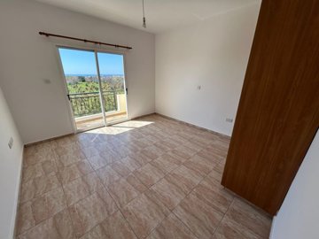 Town House For Sale  in  Anavargos
