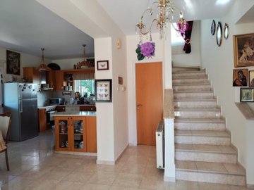 Detached Villa For Sale  in  Kato Paphos