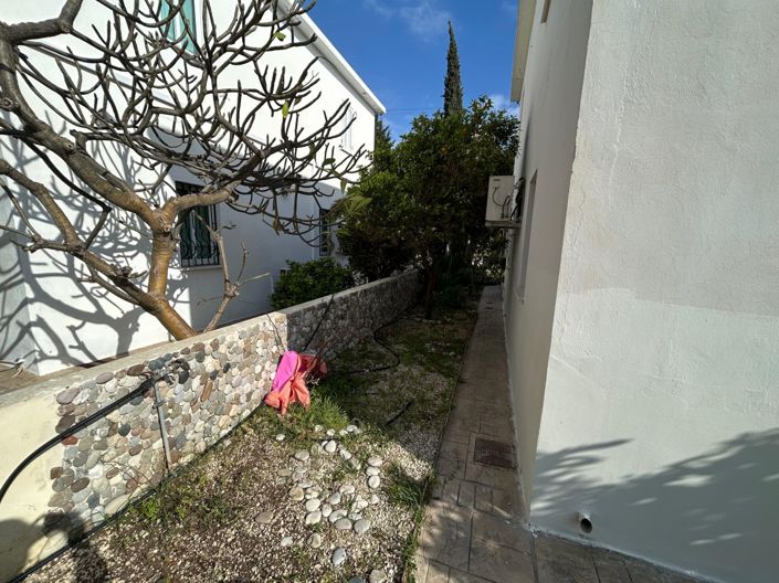 Image No.18-4 Bed Villa for sale