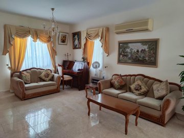 Detached Villa For Sale  in  Kato Paphos