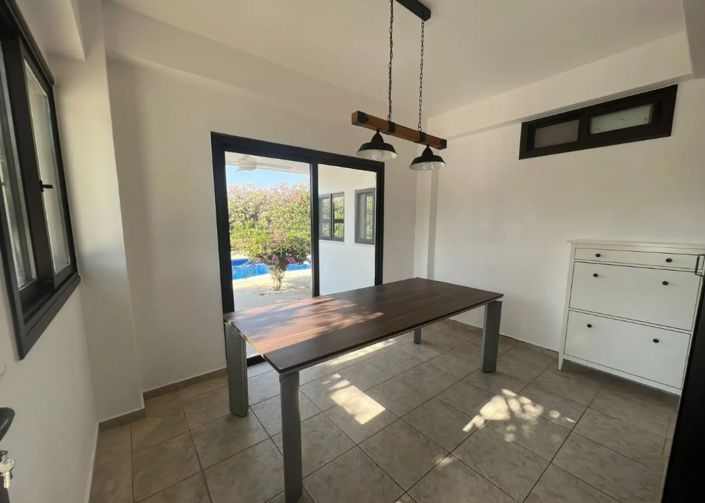 Image No.3-5 Bed Villa for sale