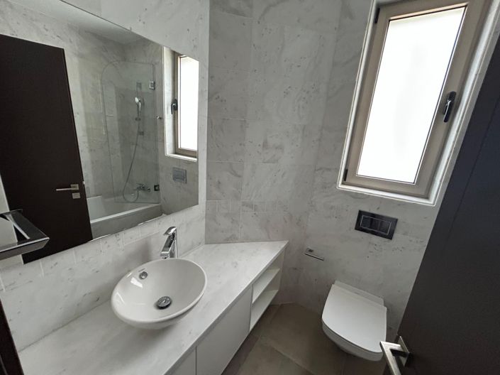 Image No.20-3 Bed Villa for sale