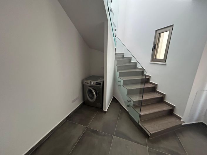 Image No.22-3 Bed Villa for sale