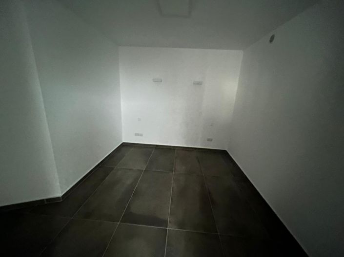 Image No.24-3 Bed Villa for sale