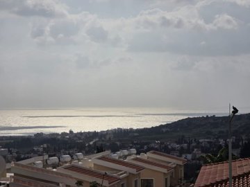 Town House For Sale  in  Peyia