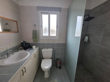 Town House For Sale  in  Peyia