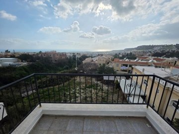 Town House For Sale  in  Peyia