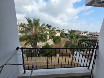 Town House For Sale  in  Peyia