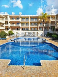 Apartment For Sale  in  Kato Paphos - Universal