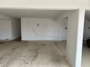 Apartment For Sale  in  Peyia