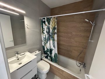 Apartment For Sale  in  Peyia