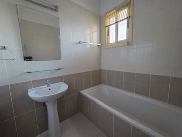 Apartment For Sale  in  Kato Paphos - Universal