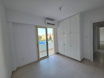 Apartment For Sale  in  Kato Paphos - Universal