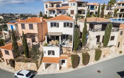 Detached Villa For Sale  in  Tsada