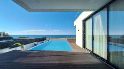 Detached Villa For Sale  in  Chlorakas