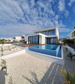 Detached Villa For Sale  in  Chlorakas