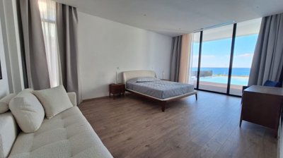 Detached Villa For Sale  in  Chlorakas