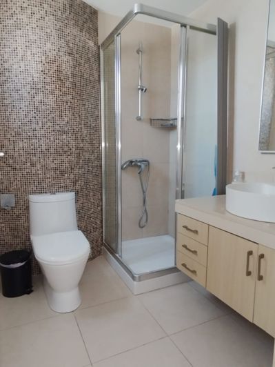 Image No.14-18 Bed Property for sale