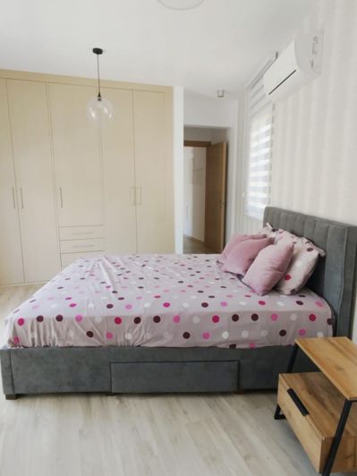 Image No.17-18 Bed Property for sale