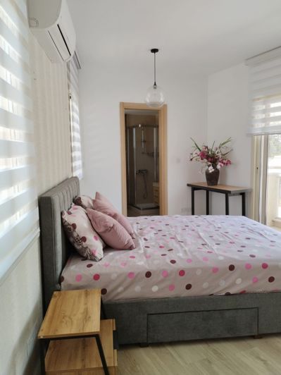 Image No.20-18 Bed Property for sale