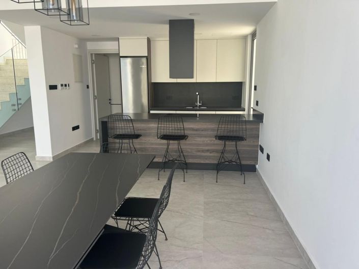 Image No.5-3 Bed Villa for sale