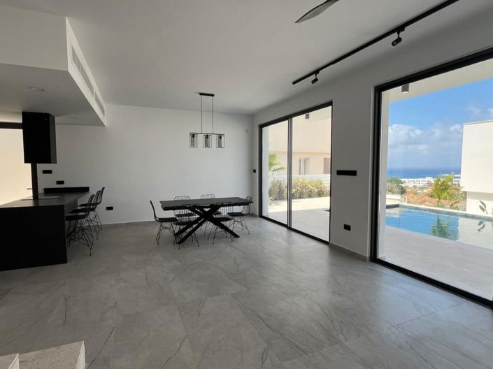 Image No.6-3 Bed Villa for sale