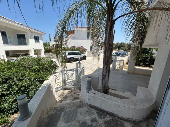 Image No.3-3 Bed Villa for sale