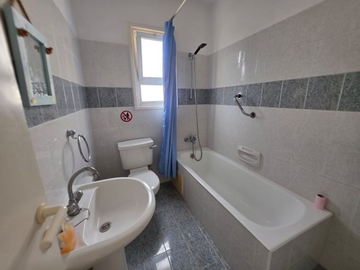 Image No.13-2 Bed Apartment for sale