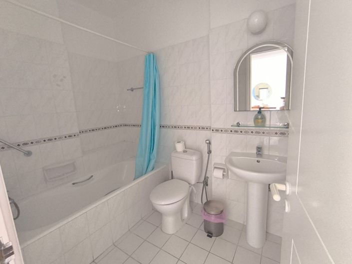 Image No.10-1 Bed Apartment for sale
