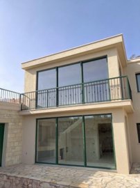 Traditional House For Sale  in  Marathounta