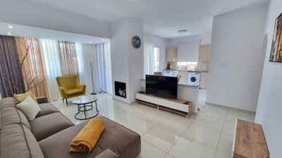 Apartment For Sale  in  Kato Paphos - Universal