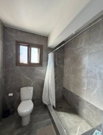 Apartment For Sale  in  Paphos Town