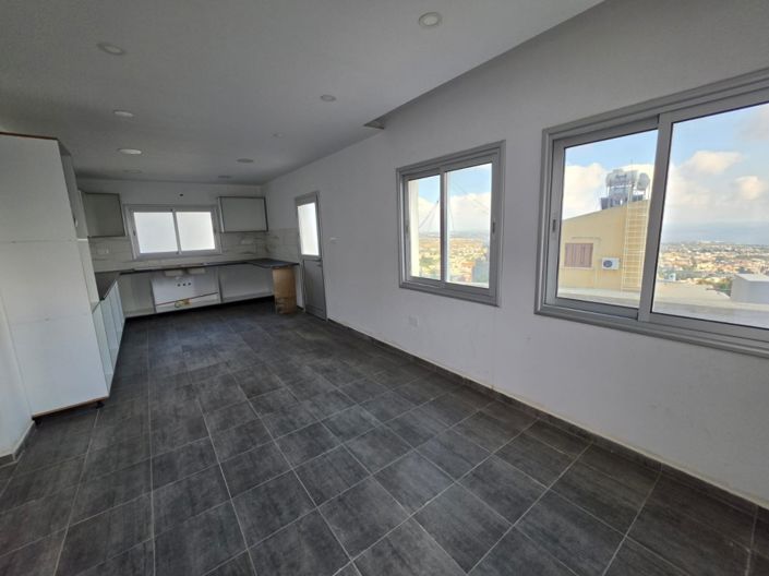 Image No.3-4 Bed Apartment for sale