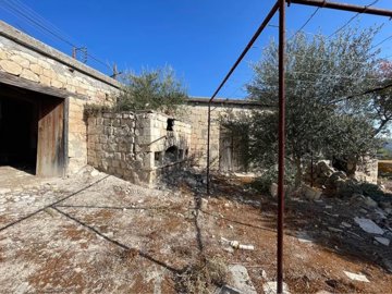 Traditional House For Sale  in  Kritou Marottou